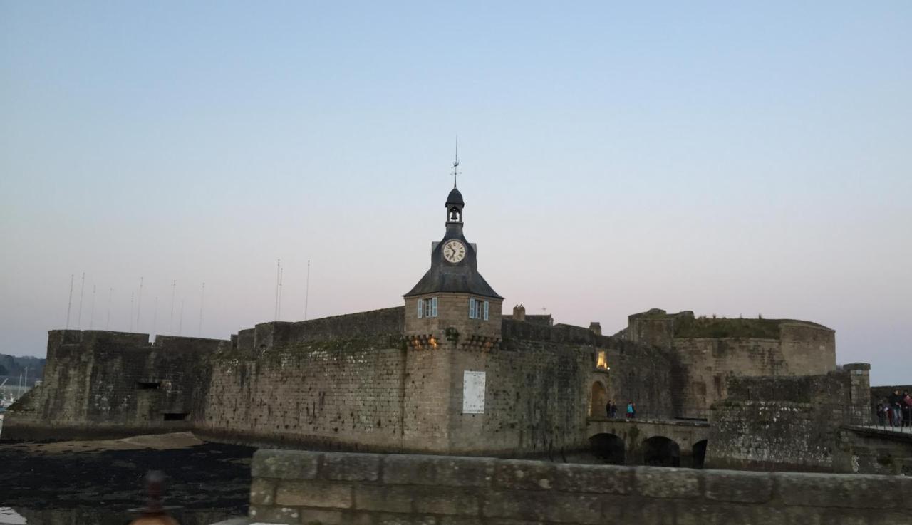 Au Bord De L'Eau A Concarnoloc Lägenhet Concarneau Exteriör bild